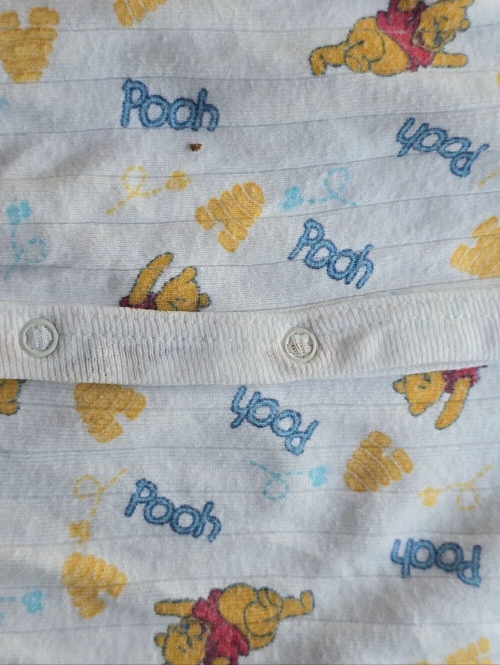 Vintage 90s Disney Classic Winnie the Pooh All-Over Print Footless Sleeper - No